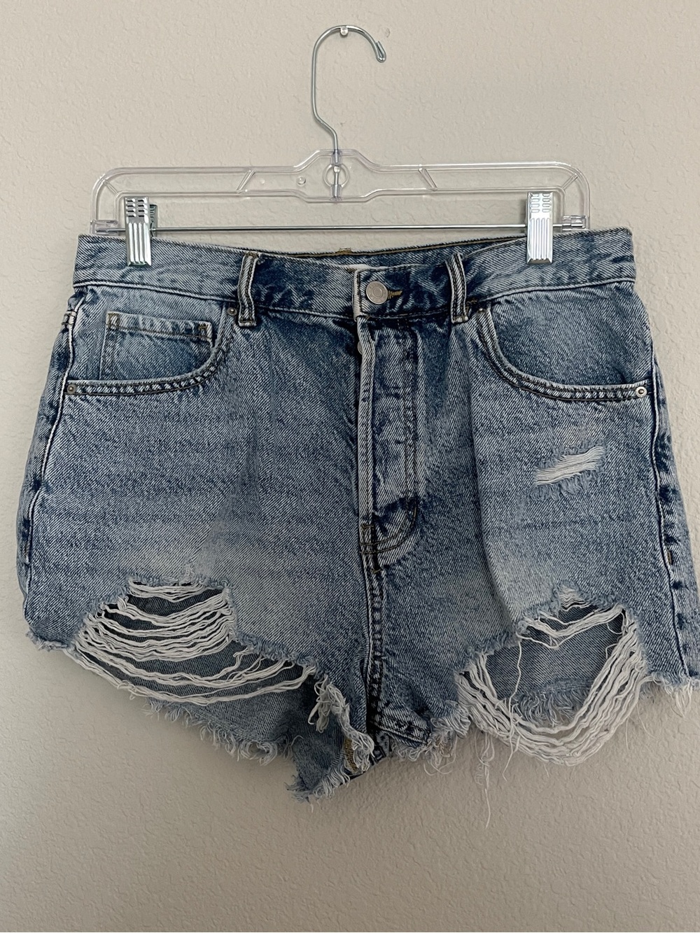 PacSun Women's Distressed High-Rise Denim Shorts - Light Blue Wash